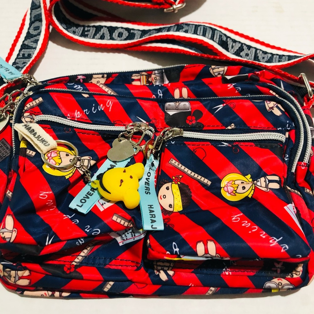 Rare Harajuku Lovers Crossbody Bag 
Excellent Condition 
No Marks - Picture 2 of 4